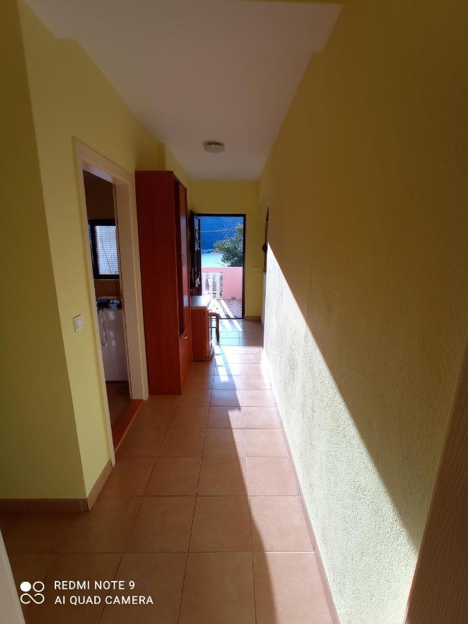 Apartments Dakovic M Kotor Bagian luar foto