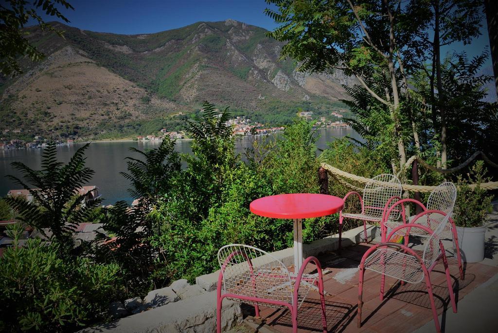 Apartments Dakovic M Kotor Bagian luar foto